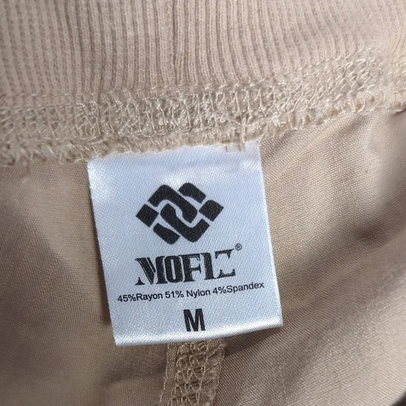19979 Mofiz Cargo Track Jogger Capri Pant Tan size Medium y2k casual travel - Picture 9 of 10